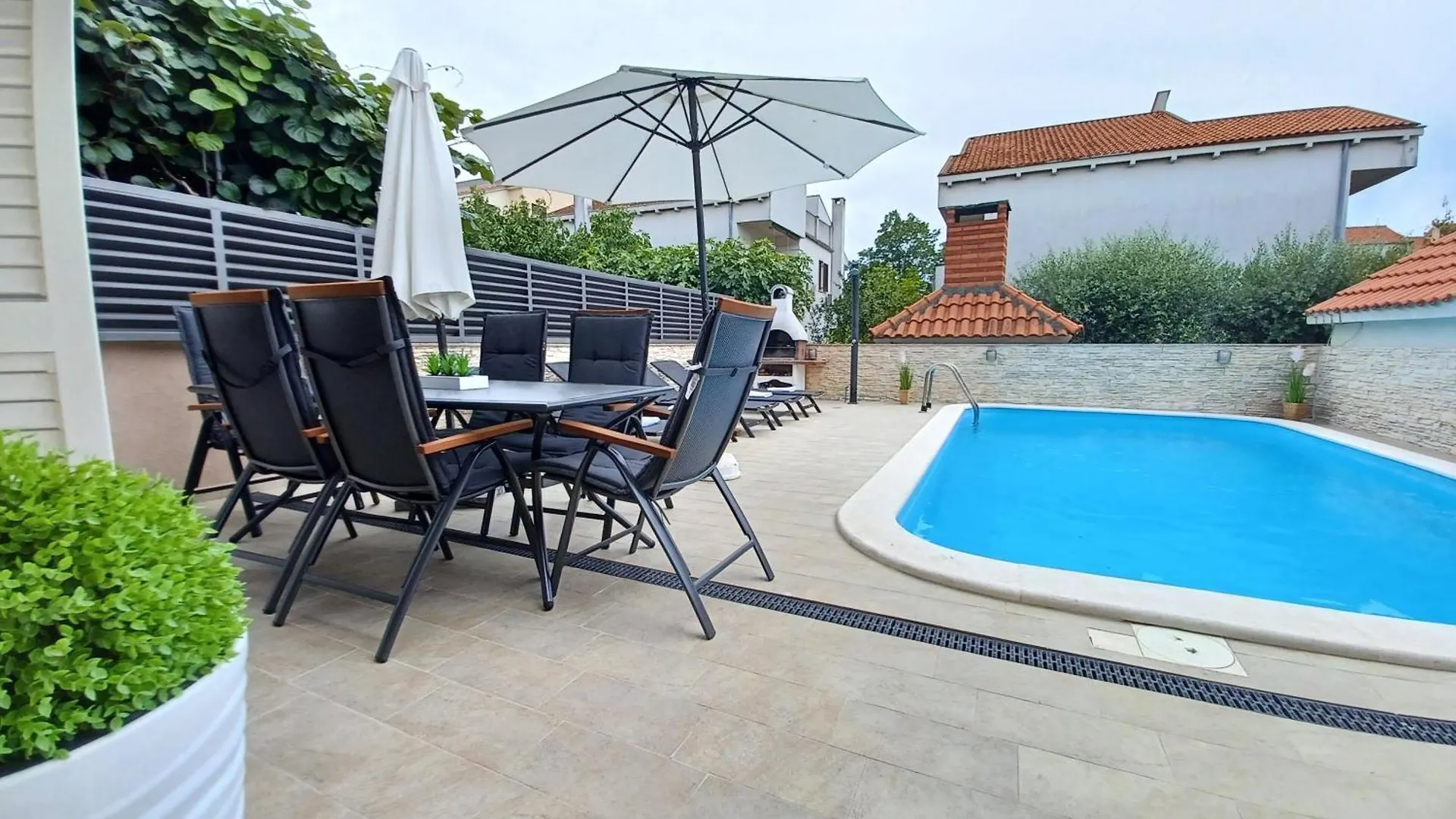Ryanair'S Family Villa With Pool Zadar