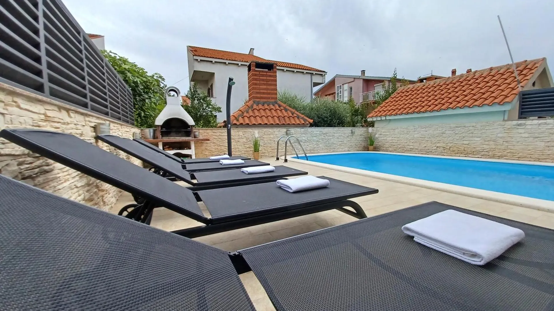 Ryanair'S Family Villa With Pool Zadar